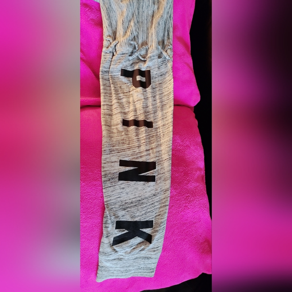 PINK Victoria's Secret Gray Long Sleeve with pink/black logo- Large - Picture 4 of 7